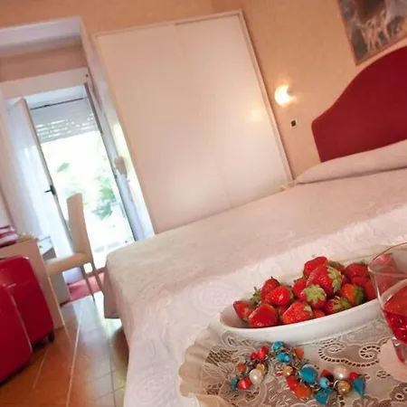 Souvenir Ξενοδοχείο Μπελάρια-Ιτζέα Μαρίνα